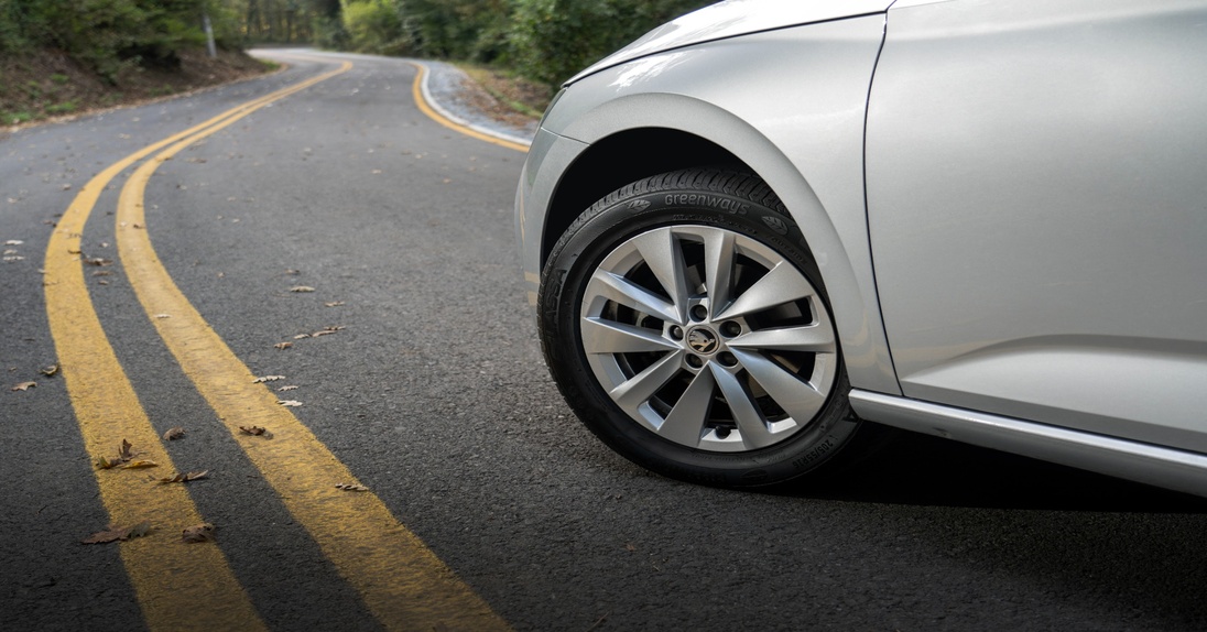 What Are the Rules of the Road? Driving and Lane Rules Explained